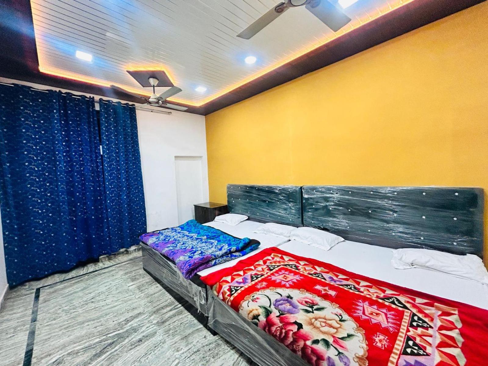 Agrawal Inn Guest House Матхура Экстерьер фото